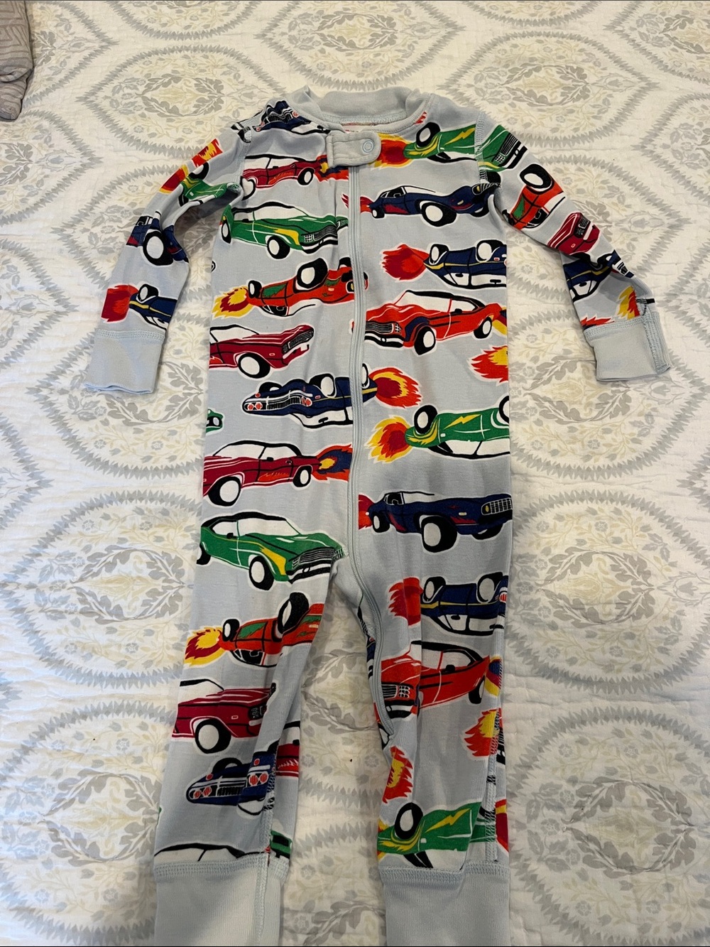 Hanna Andersson blue Pajamas with Multicolor Racing Cars 18-24 mths
